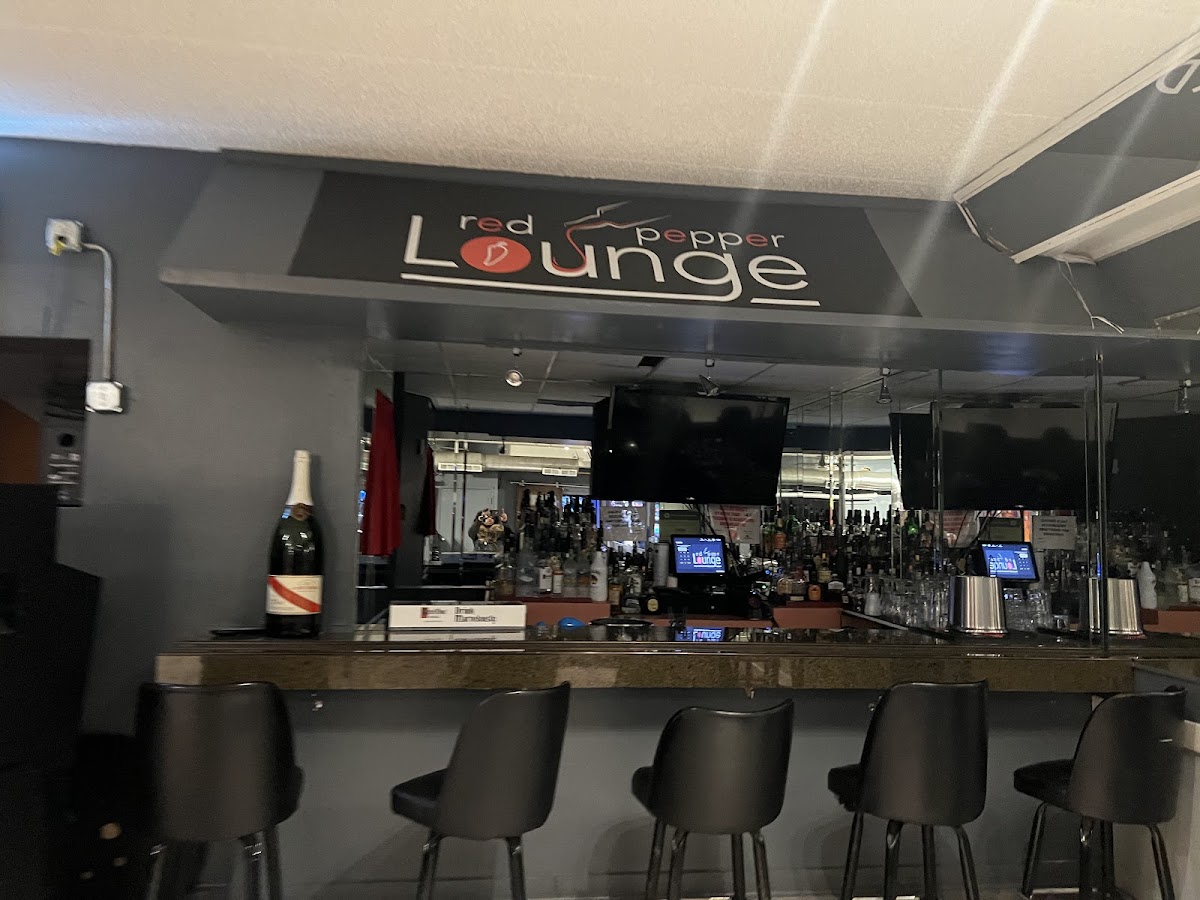 Red Pepper's Lounge-3